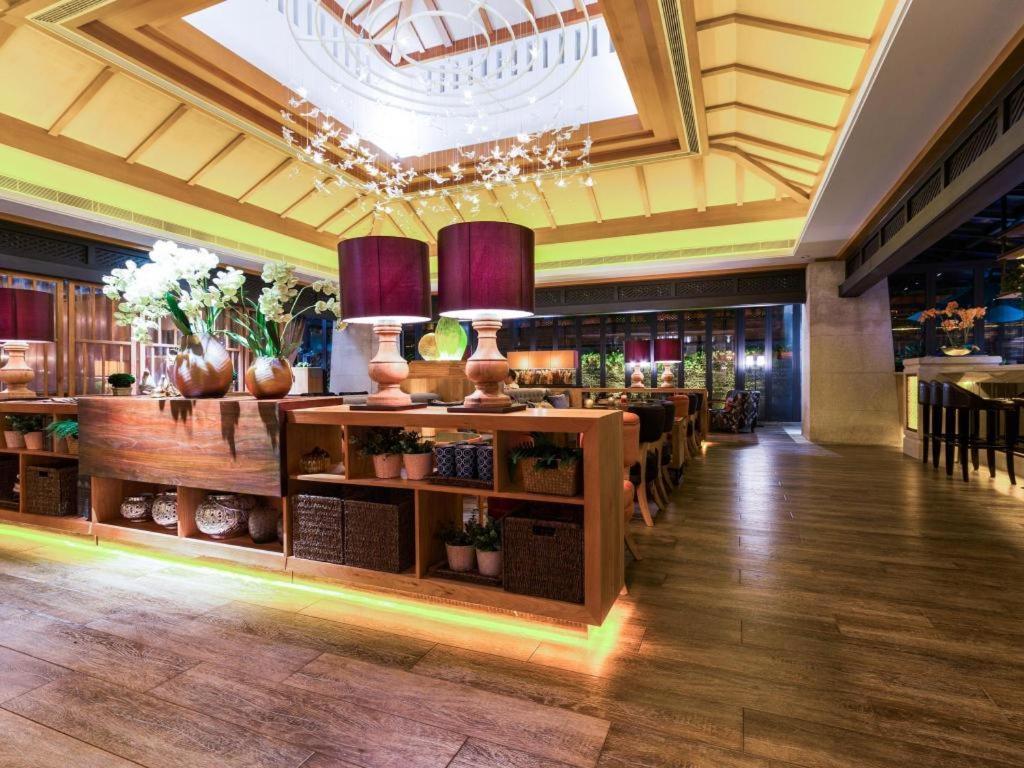 Huana Hotel Minhang Shanghai Bagian luar foto