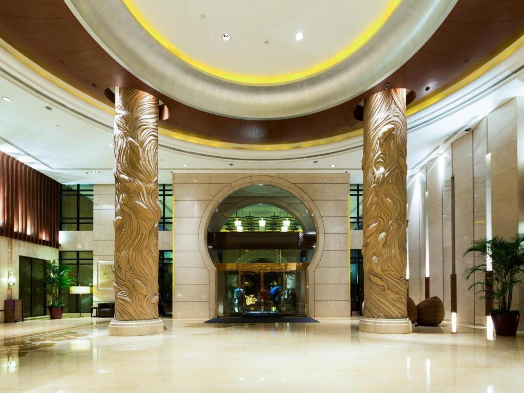 Huana Hotel Minhang Shanghai Bagian luar foto