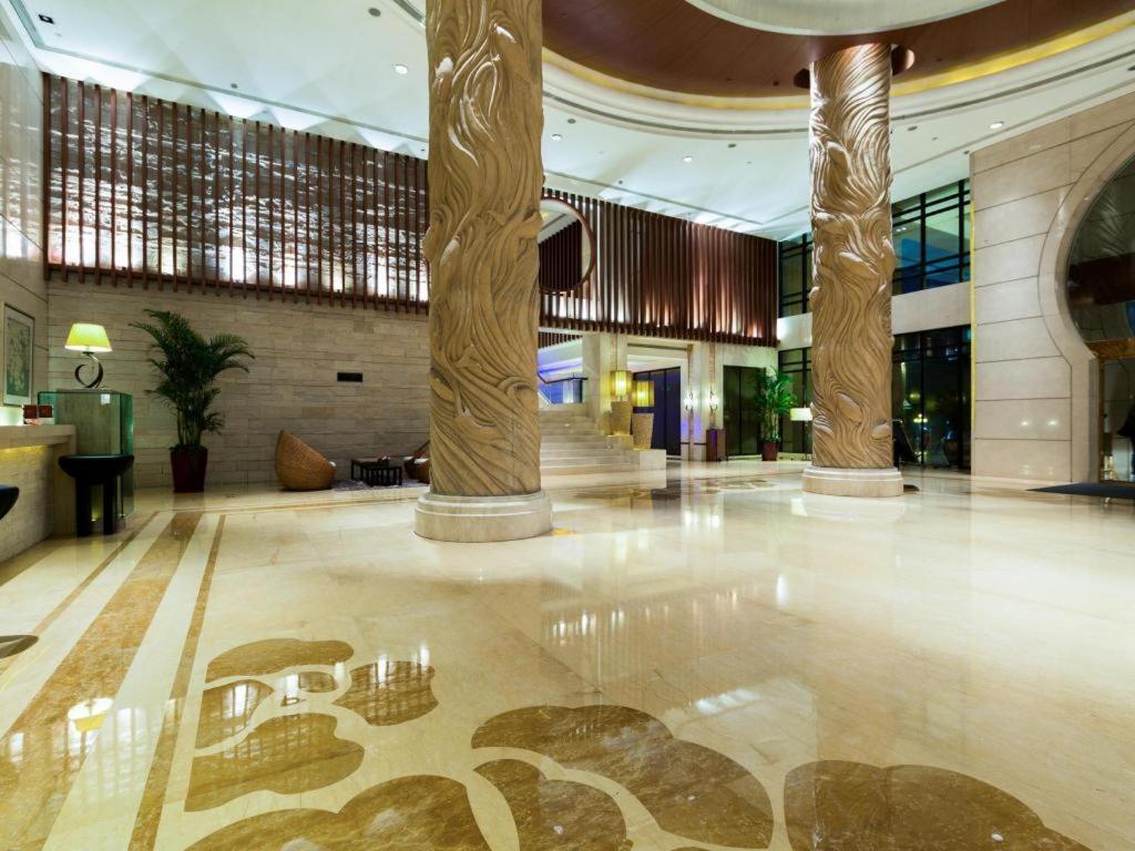 Huana Hotel Minhang Shanghai Bagian luar foto
