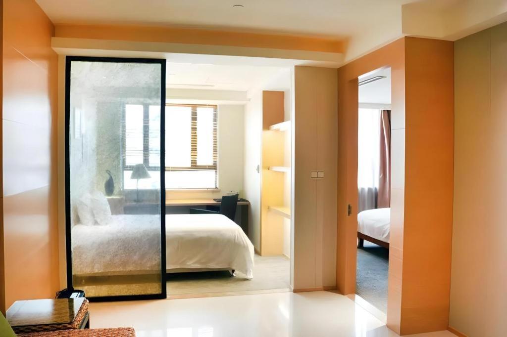 Huana Hotel Minhang Shanghai Bagian luar foto