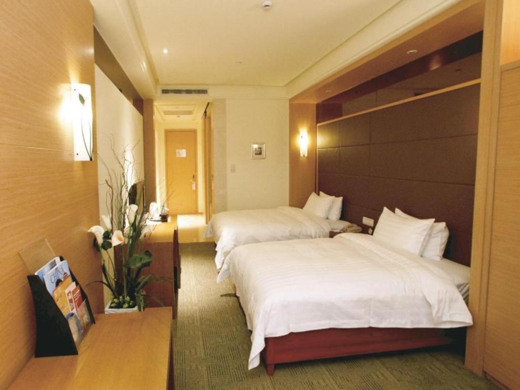 Huana Hotel Minhang Shanghai Bagian luar foto