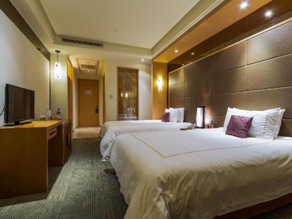 Huana Hotel Minhang Shanghai Bagian luar foto