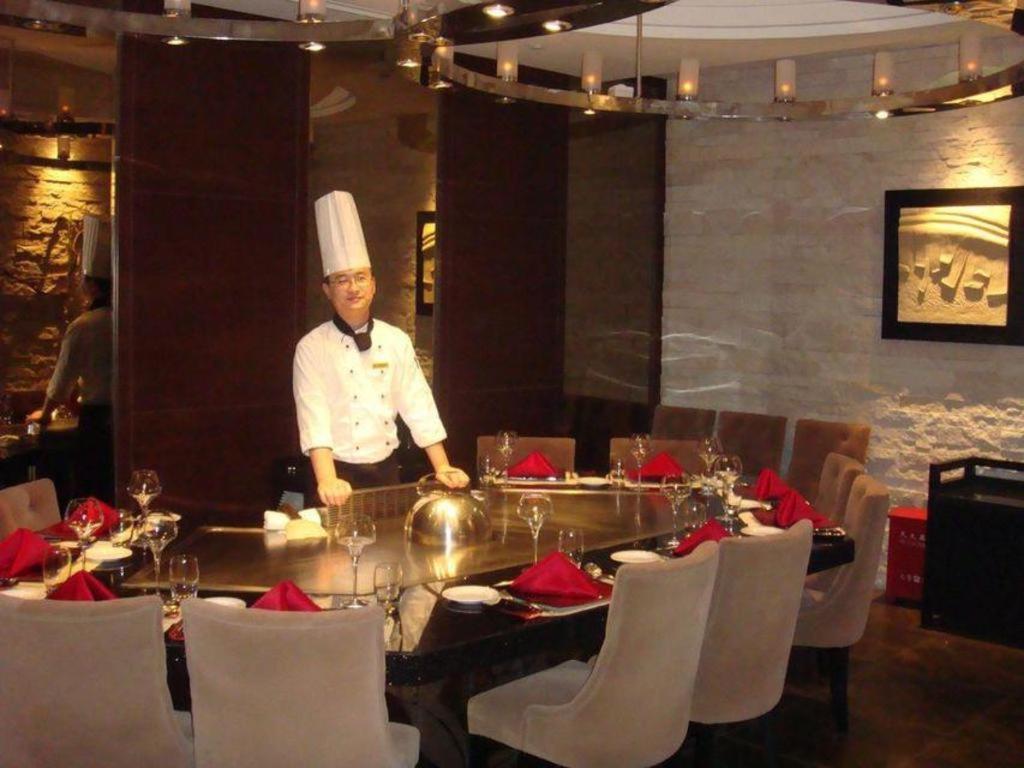 Huana Hotel Minhang Shanghai Bagian luar foto